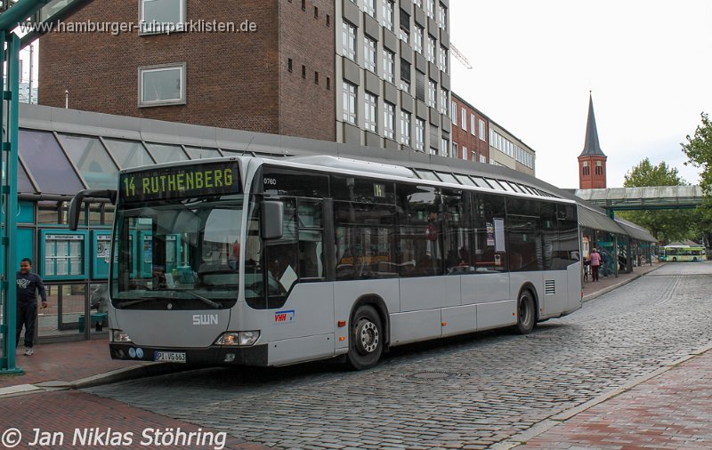 22) 0760-57,VHH-SWN,JNS.jpg